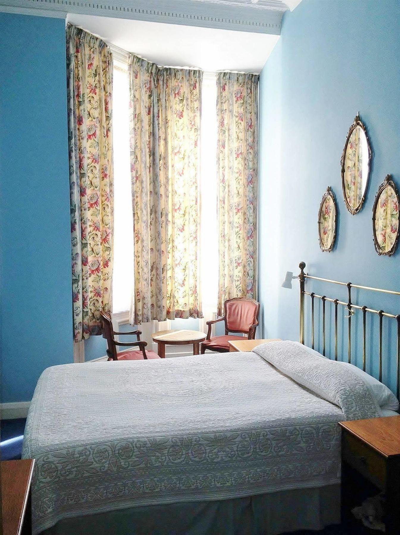 Merlyn Court Hotel ลอนดอน ภายนอก รูปภาพ